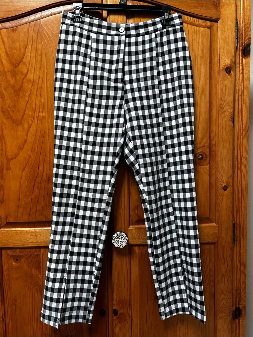 eesome Black and White Gingham Cropped Pants with Front Ankle Split